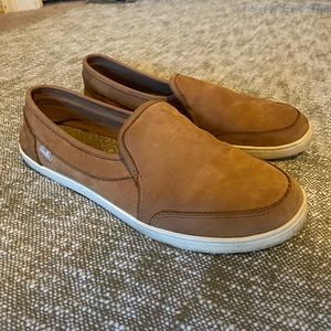 *SOLD* sanuk brown slides